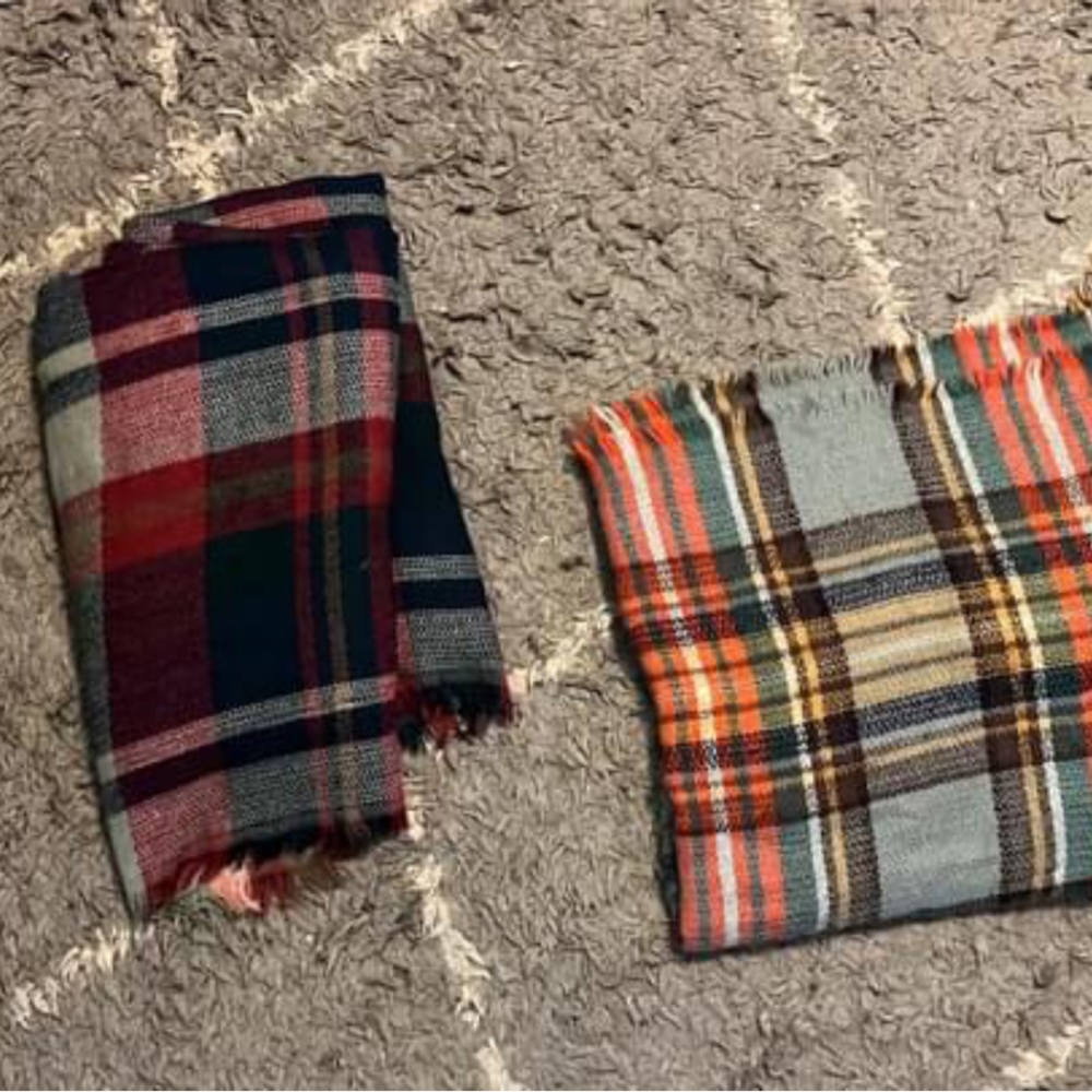Blanket scarves
